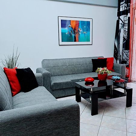 Bright Apartment In Nea Palatia • Oropos מראה חיצוני תמונה