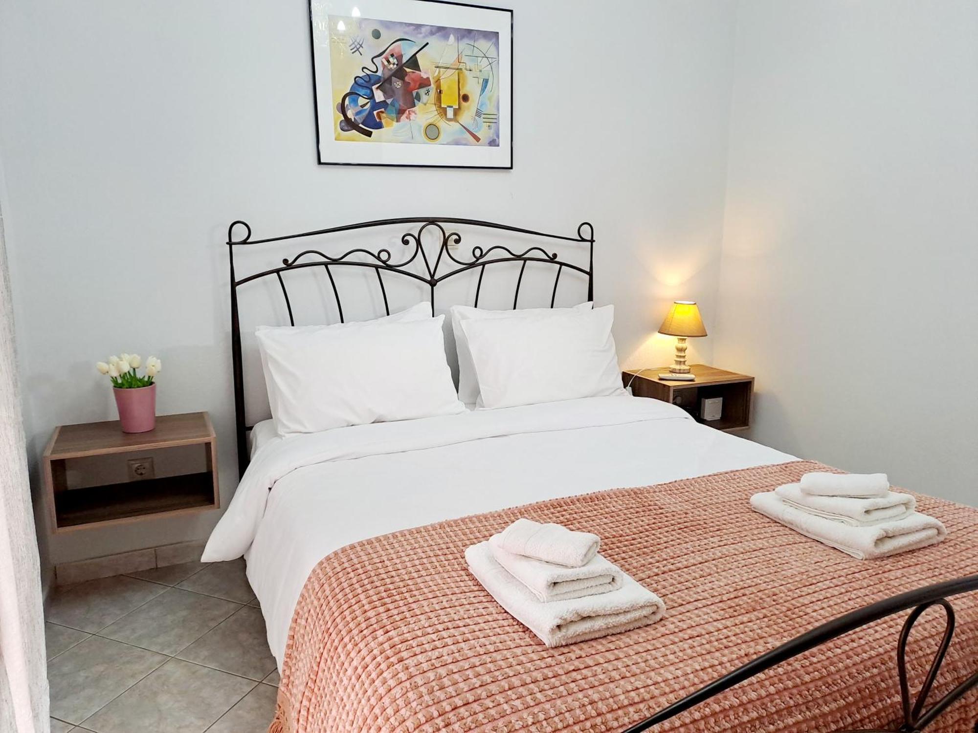 Bright Apartment In Nea Palatia • Oropos מראה חיצוני תמונה